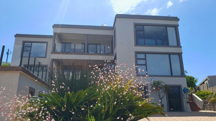 4 Bedroom Property for Sale in Dana Bay Western Cape
